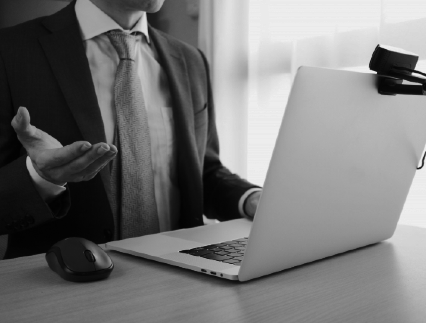 オンラインミーティングをする人